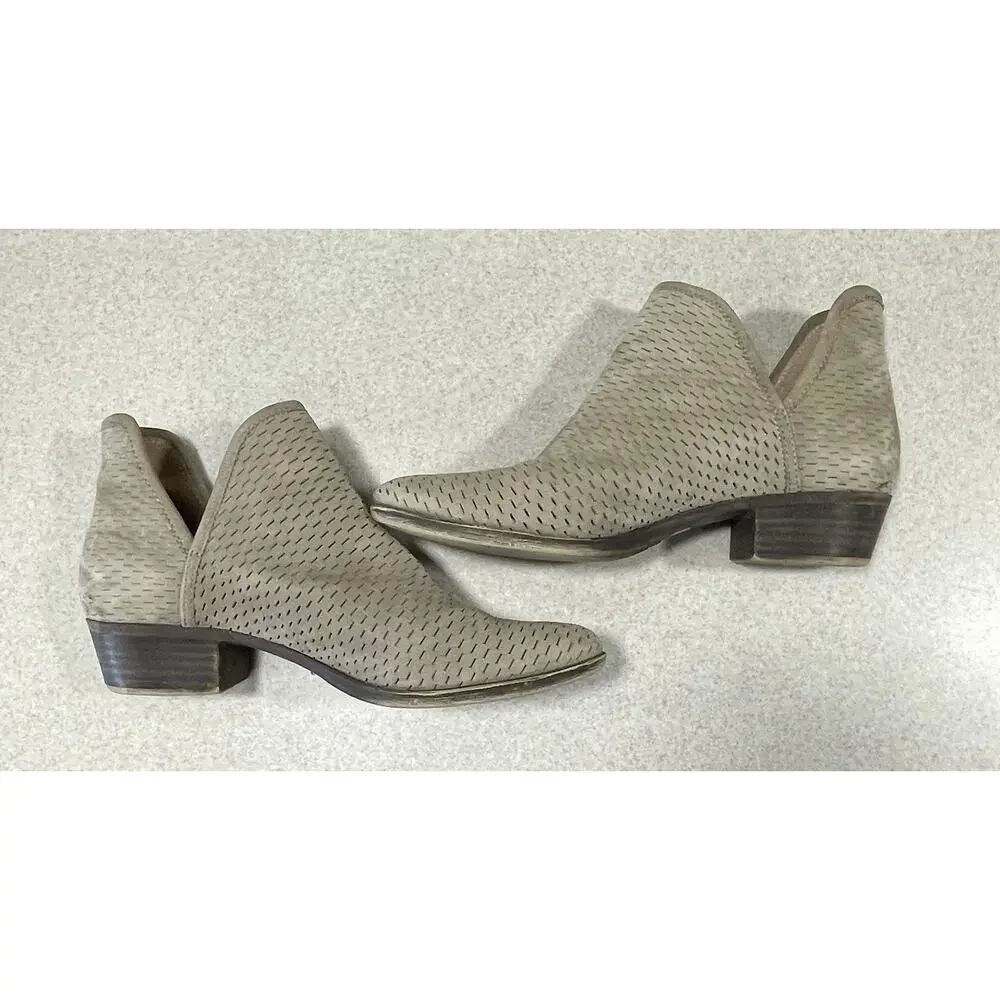 Lucky Brand Baley Ankle Bootie Women’s -10 Tan Suede Perforated Texture Pull On